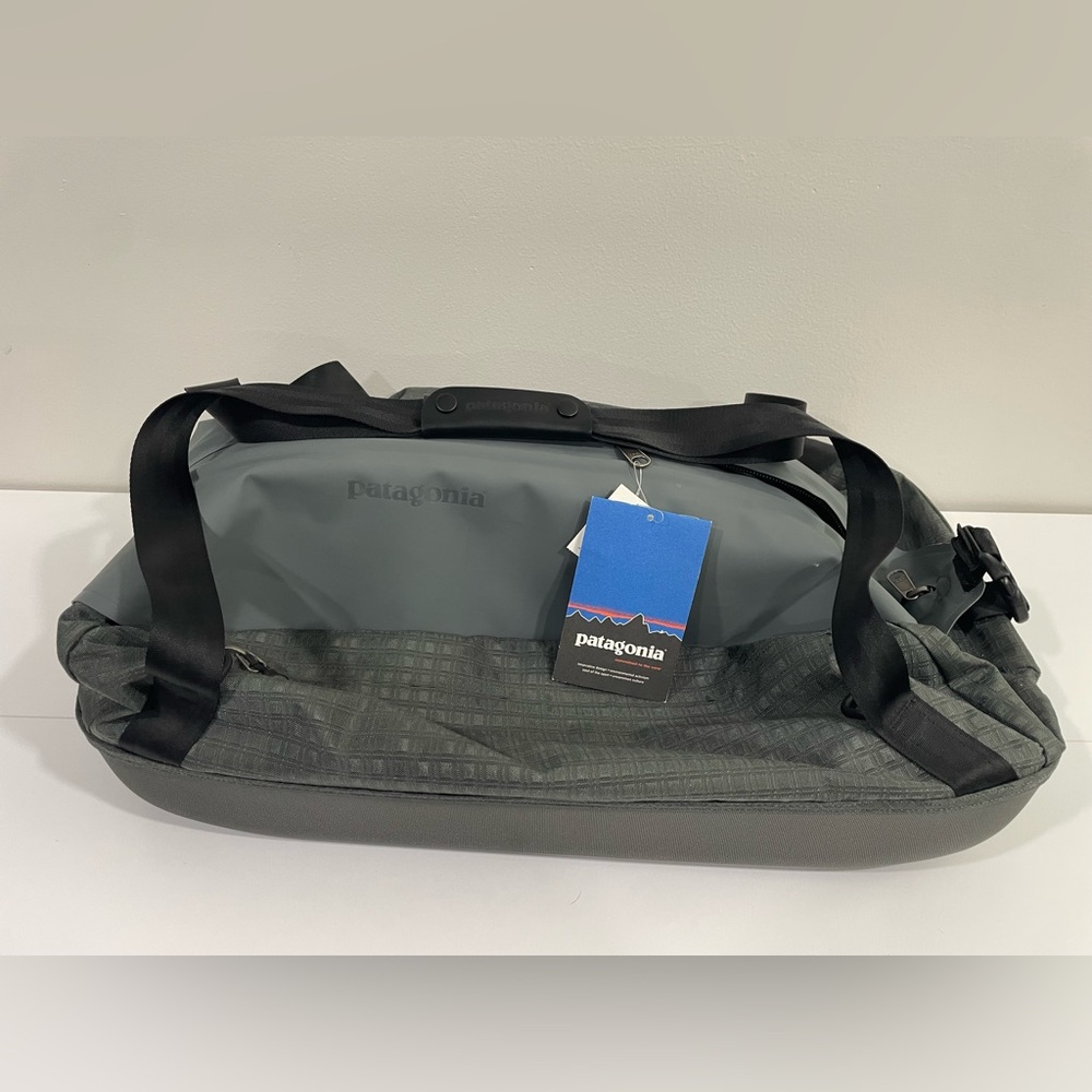 Vintage Patagonia Weathershed Duffel Bag NWT